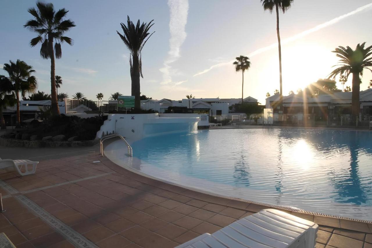 Bungalow Enfrente Piscina En Maspalomas Маспаломас Экстерьер фото